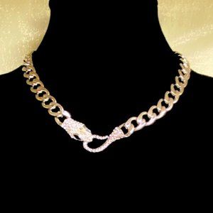 💖Fabulous Silver Tone Snake Necklace. 18 Inches. Rhinestone Face & Tail /N177